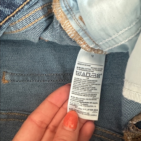 Old Navy Girls Mid-Rise Blue Boot-Cut Jeans - like new - Picture 3 of 4